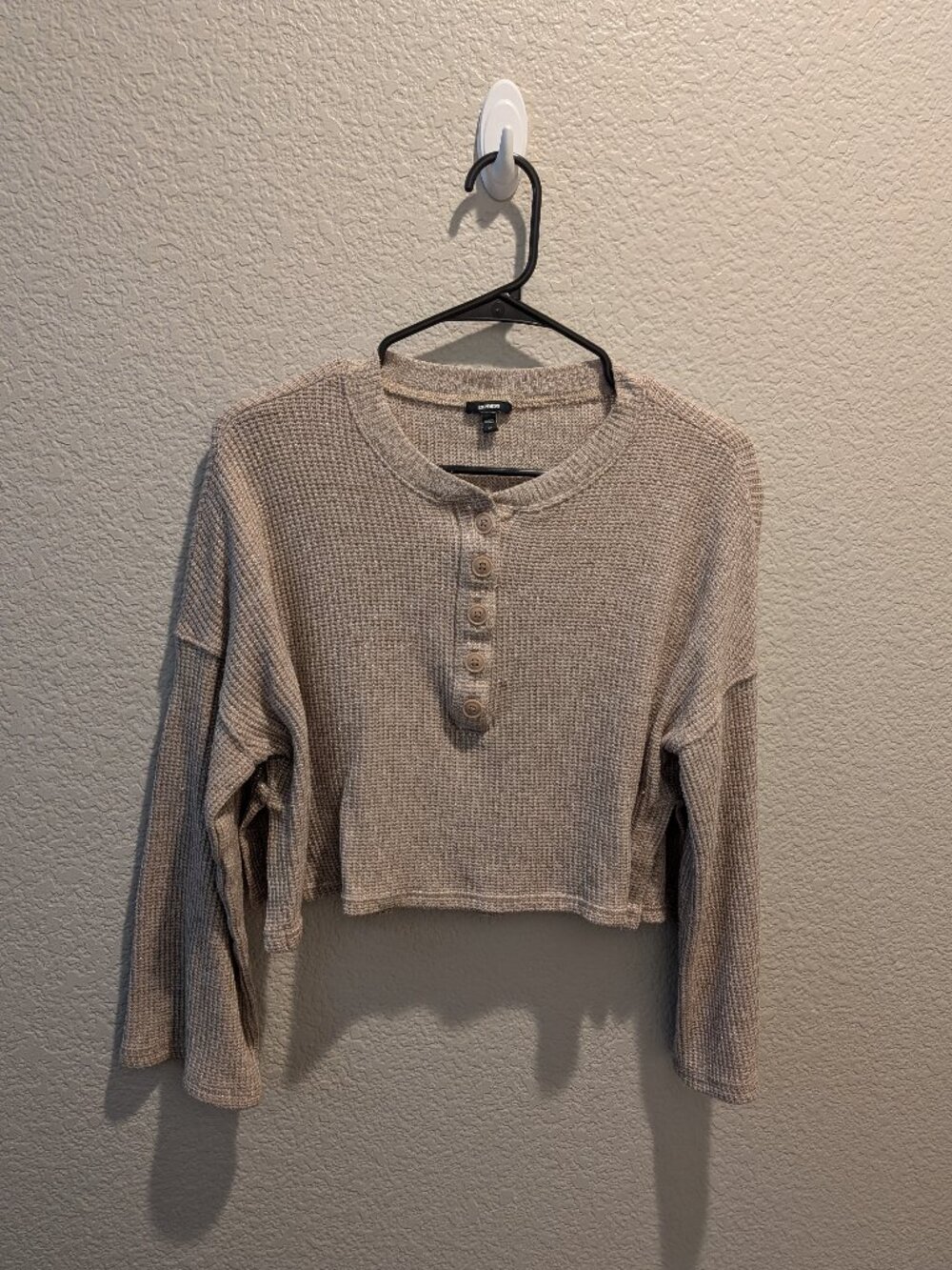 Express tan glitter waffle long sleeve cropped henley - Size XS